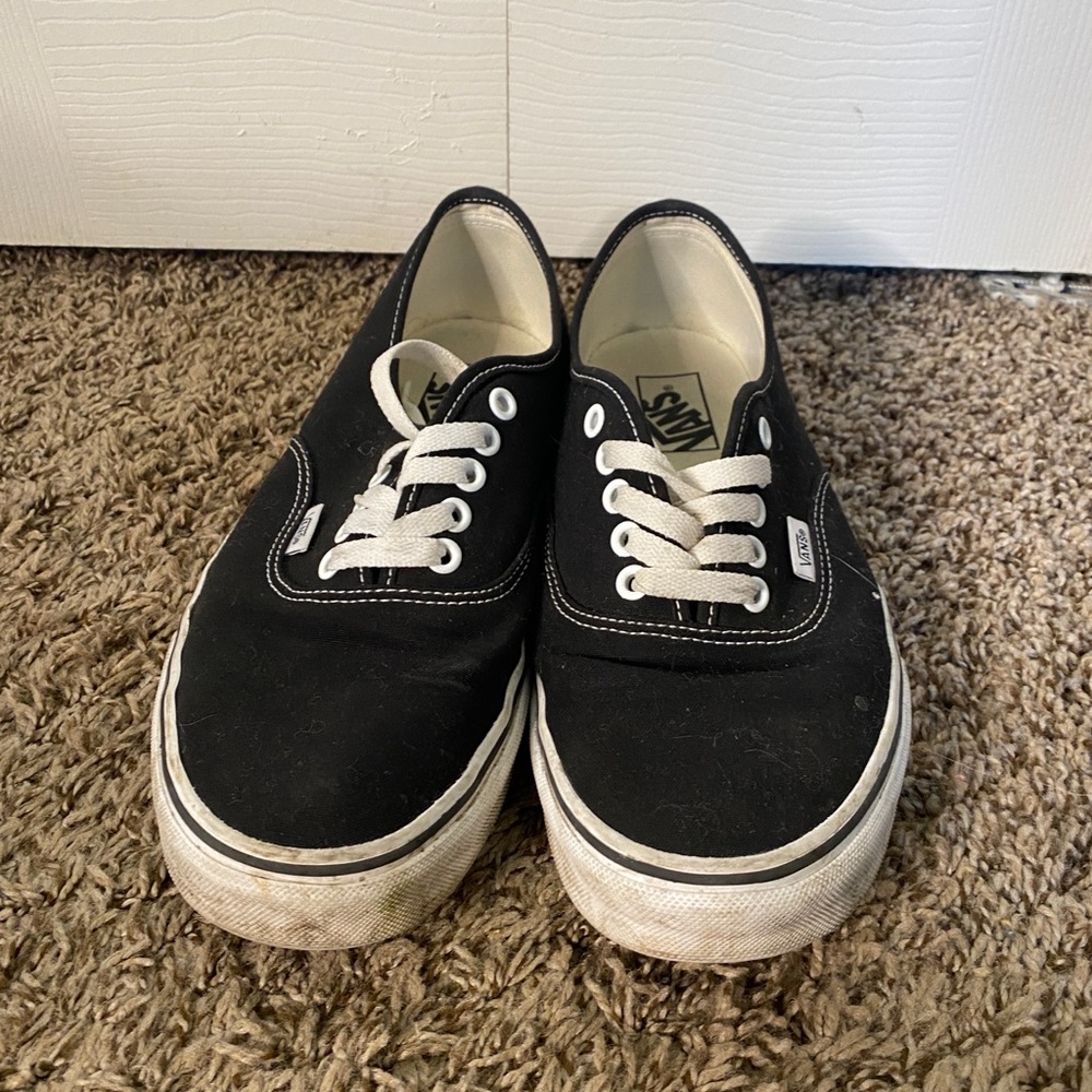 Vans - Picture 4 of 5